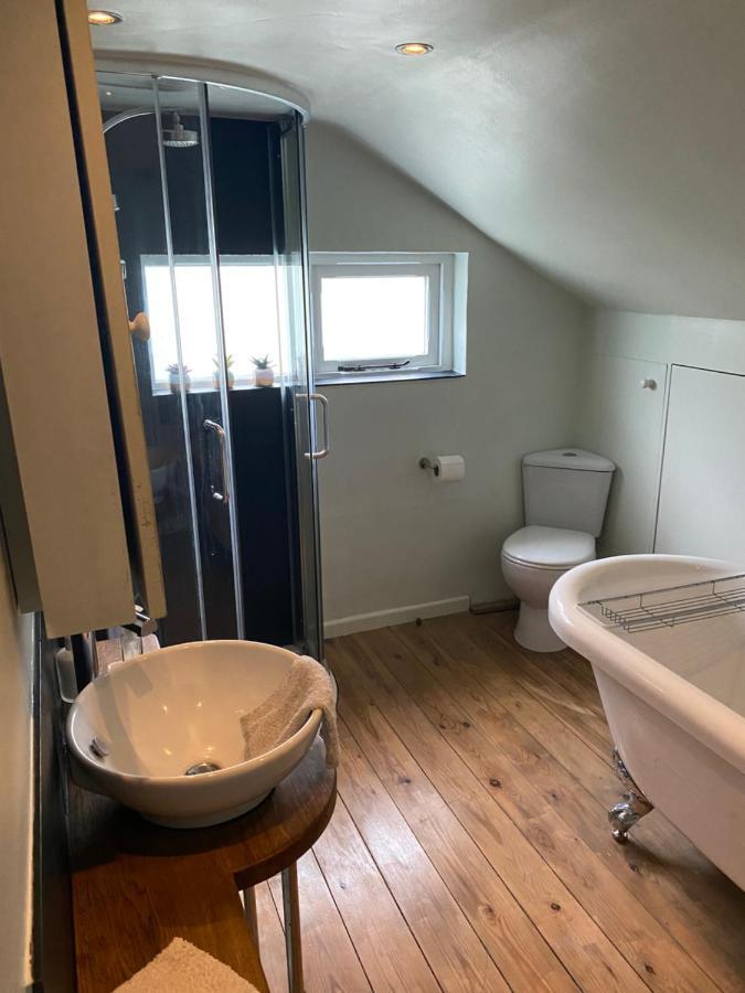 Stunning 2 Bedroom Flat In A Central Location New Alresford Exterior photo