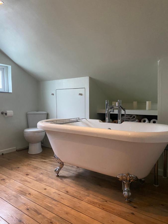Stunning 2 Bedroom Flat In A Central Location New Alresford Exterior photo